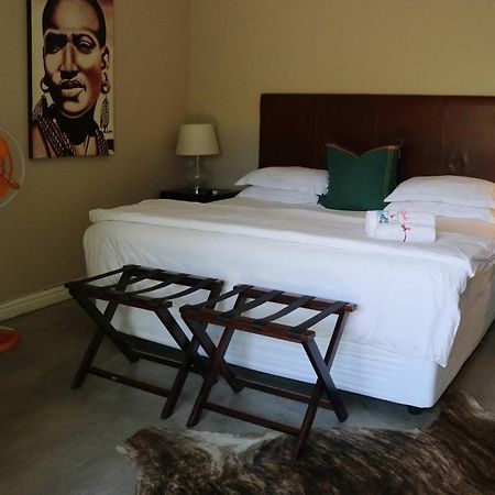Eagles View Guest House And Business Centre 鲁德普特 外观 照片
