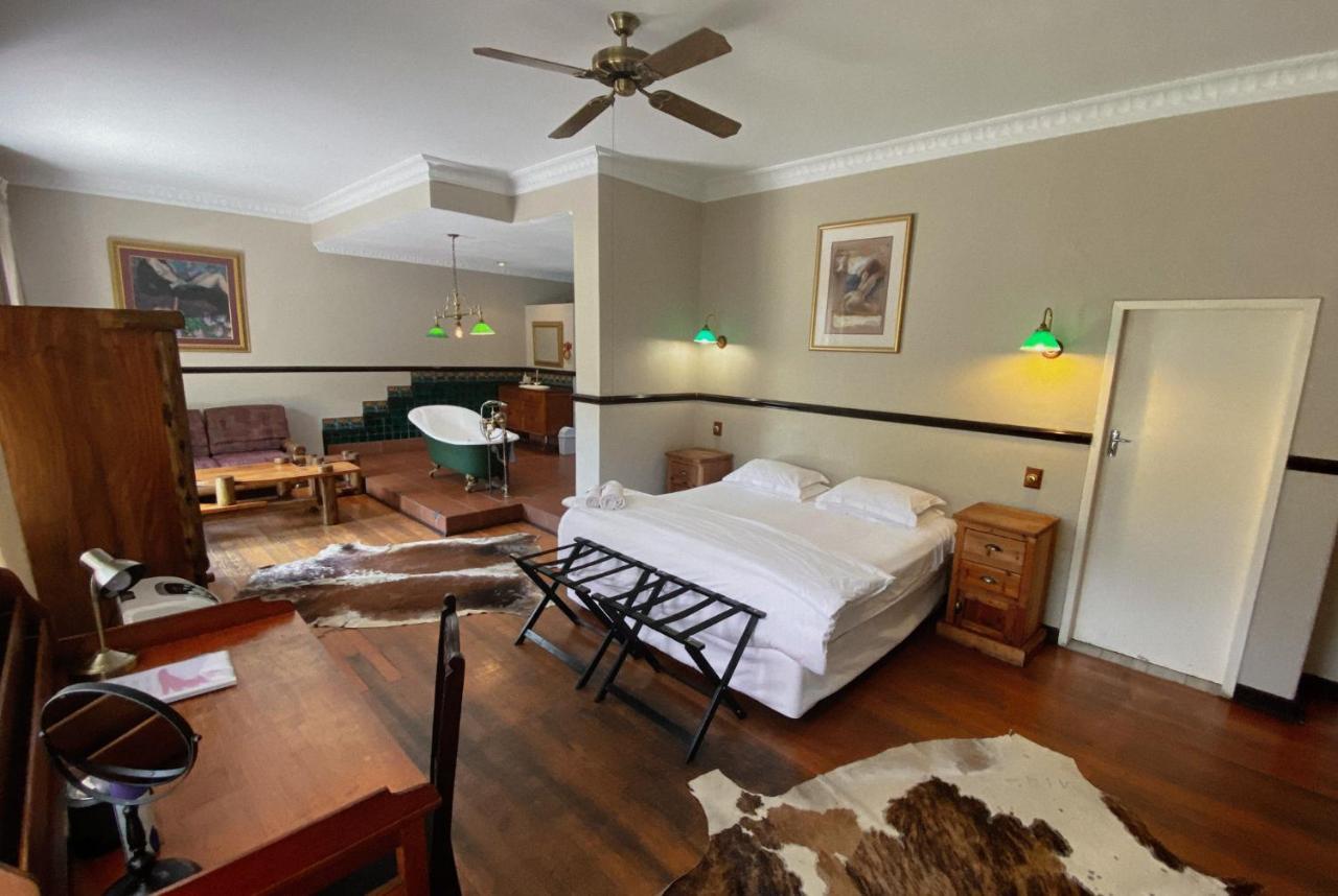 Eagles View Guest House And Business Centre 鲁德普特 外观 照片