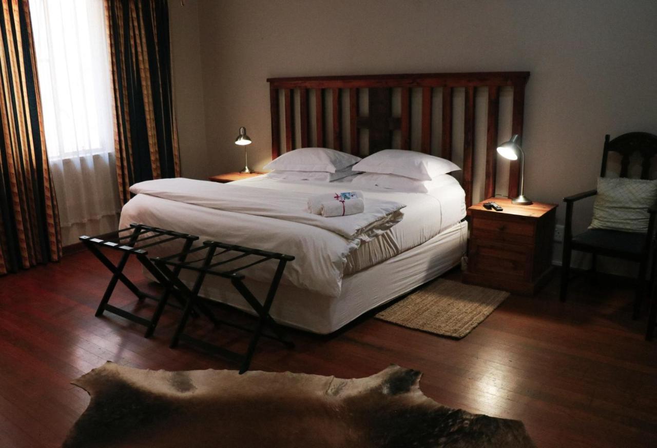 Eagles View Guest House And Business Centre 鲁德普特 外观 照片