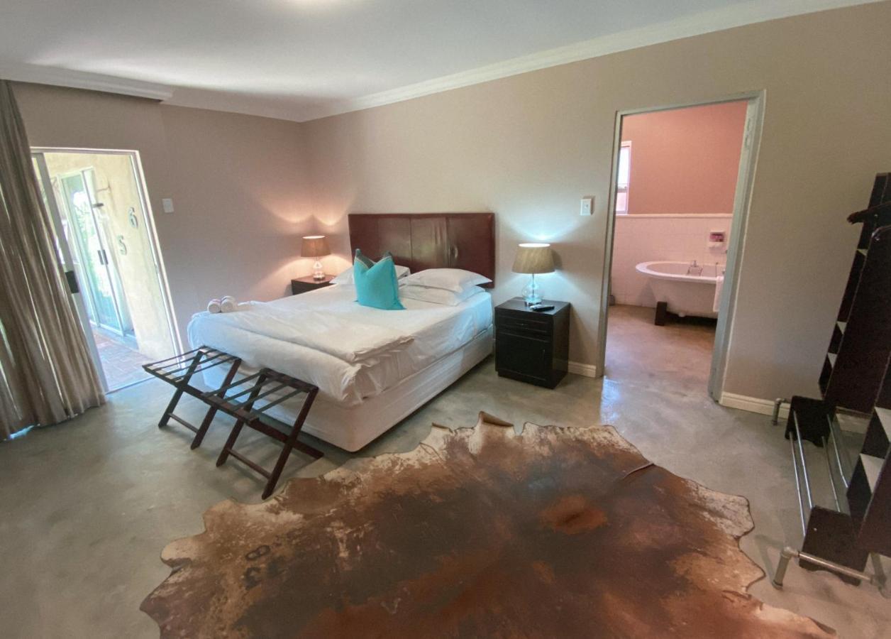 Eagles View Guest House And Business Centre 鲁德普特 外观 照片
